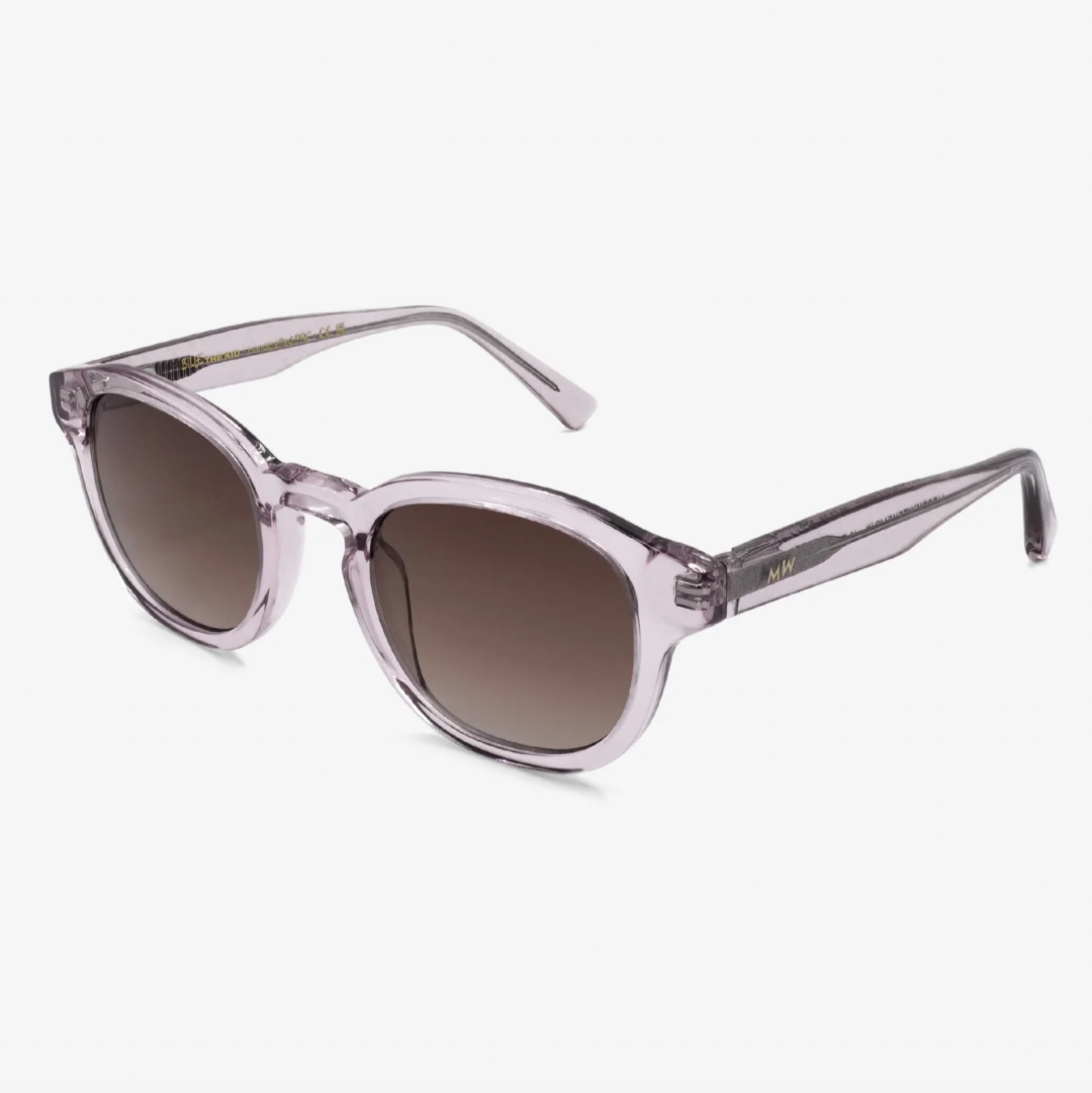 MESSY WEEKEND Billie The Kid