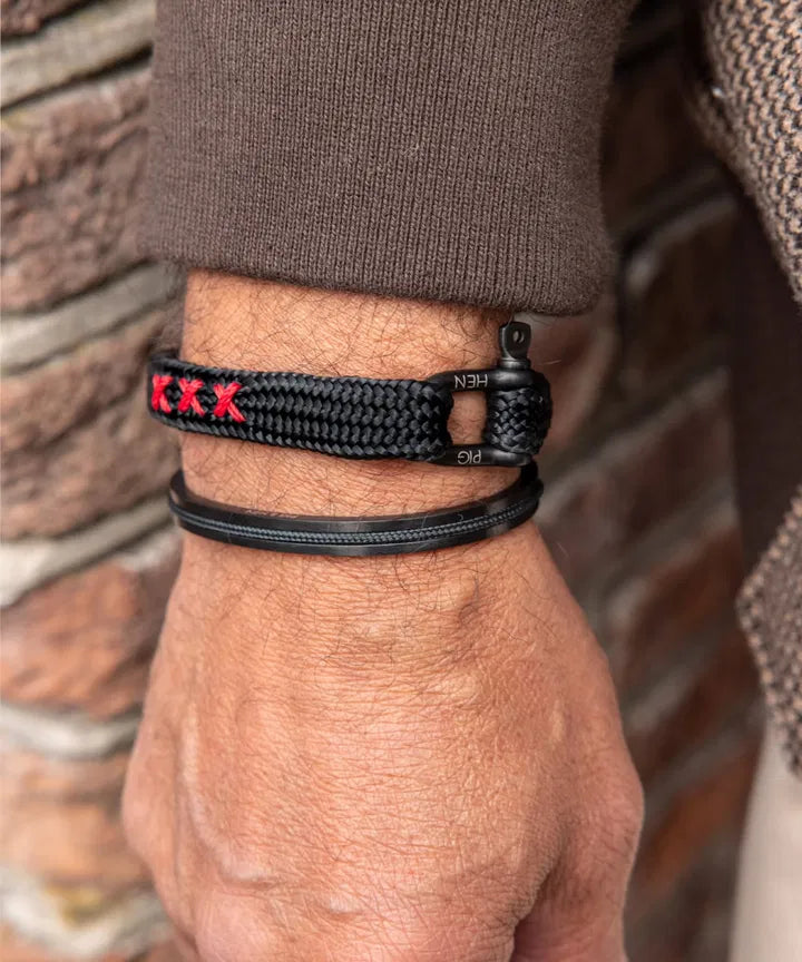 Pig & Hen Sharp Simon XXX