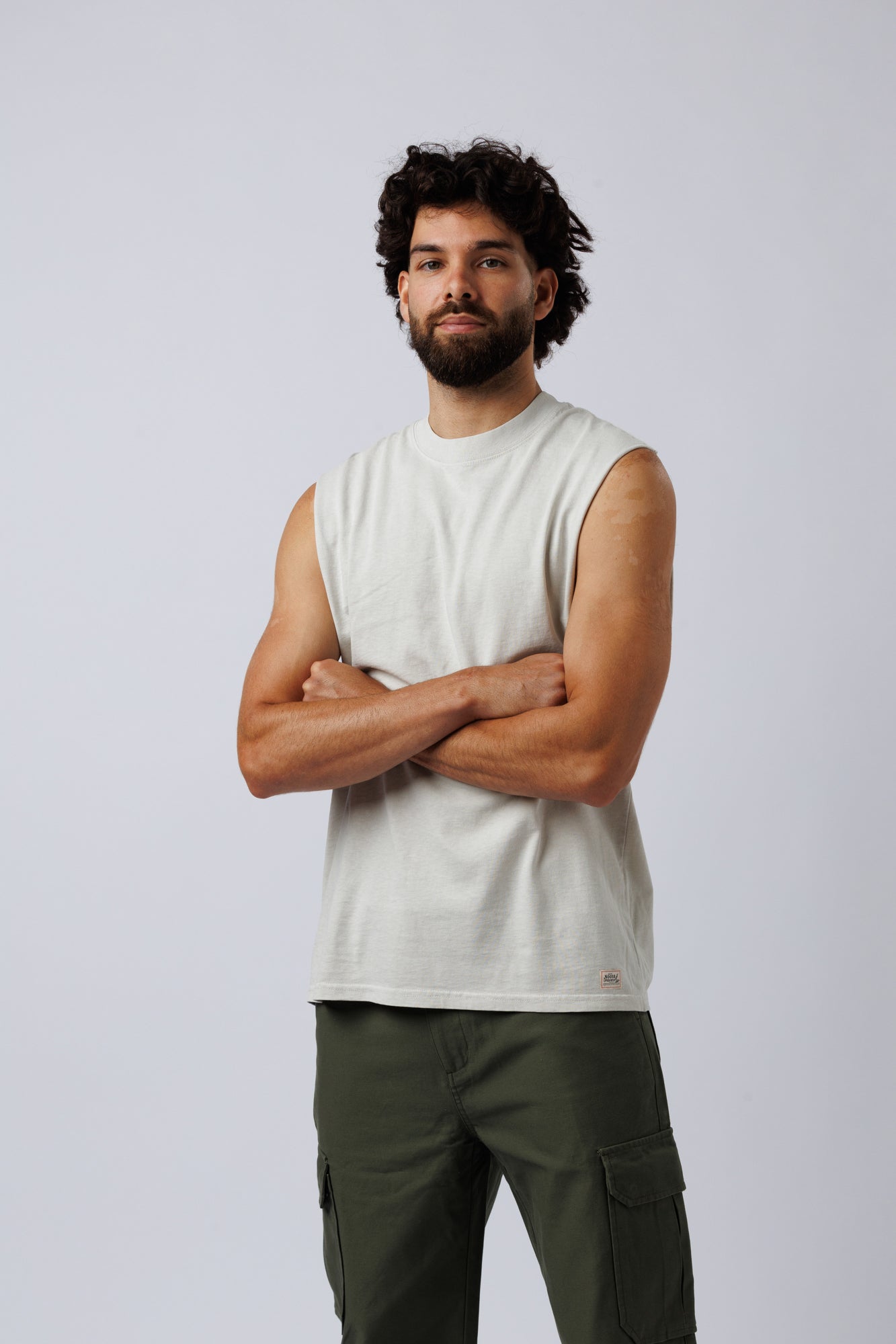 NL muscle tee Bone