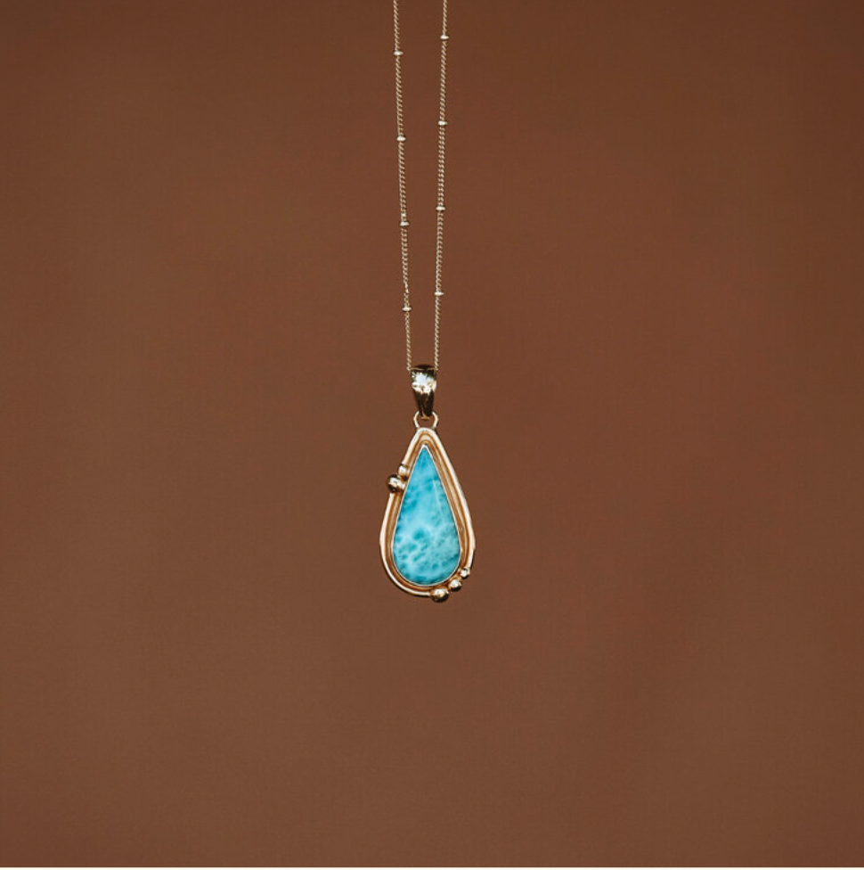 Mahloe Larimar Necklace Silver/Gold