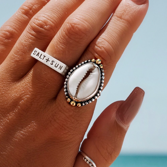 Mahloe Golden Crowned Cowrie Ring