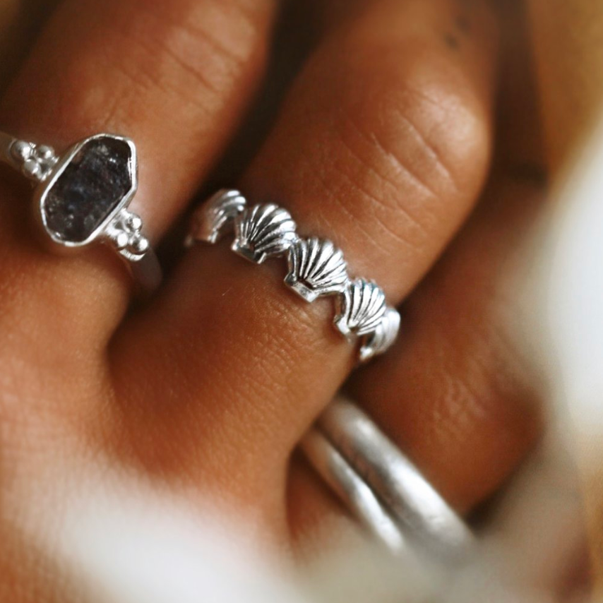 Mahloe Shoreline Ring Silver / Gold