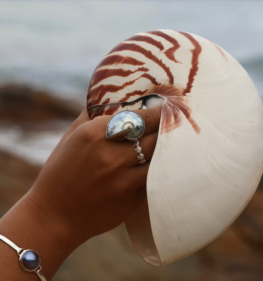Mahloe Nautilus Ring Adjustable