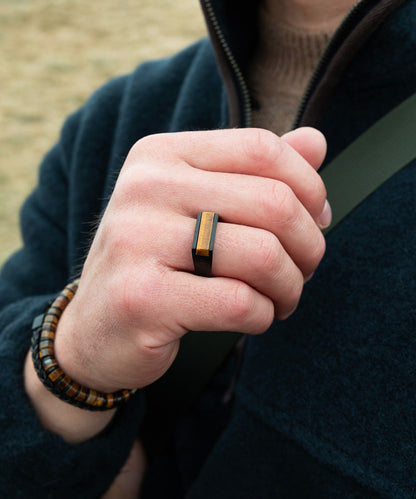 PH Signet ring 7mm - Tiger Eye Black