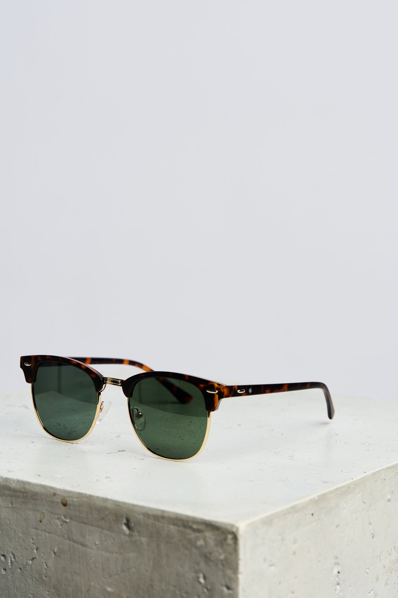 NL Tea Tree Bay Sunglasess Brown